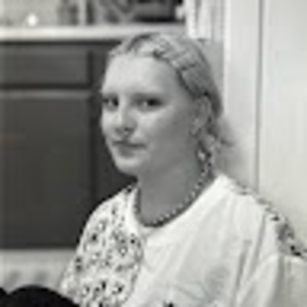 Meet your Posher, Vivienne